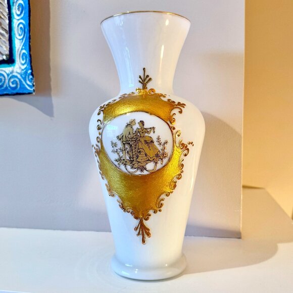 Vintage Milk Glass w Gold Vase - Picture 1 of 5